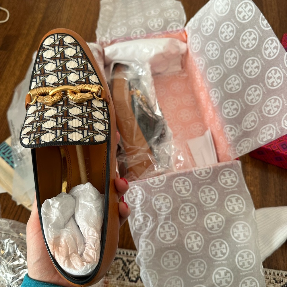 Tory Burch Women's Navy and Tan Patterned Loafers with snake hardware